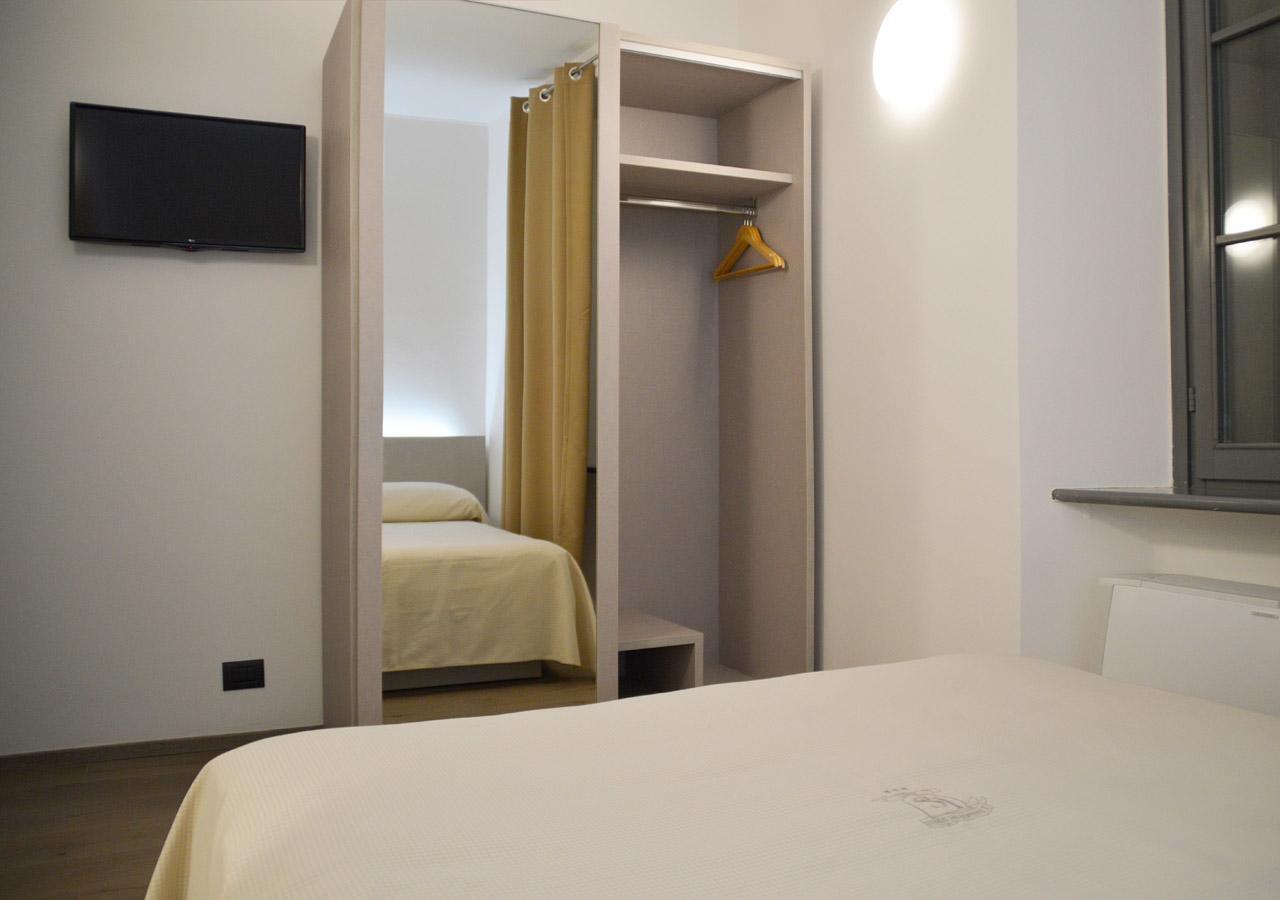 Hotel Il Loggiato Dei Serviti Como Exteriör bild